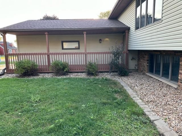 331 7th St SW, Eyota, MN 55934