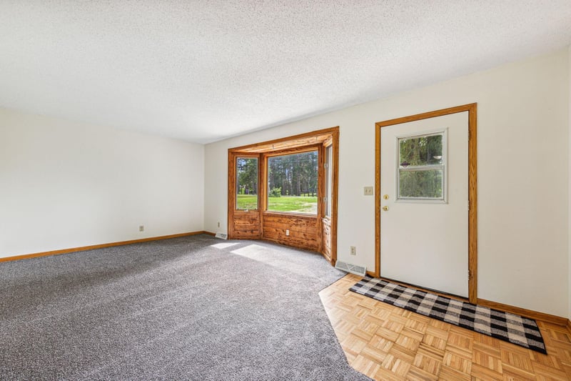 1759 225th Ave NE, East Bethel, MN 55005