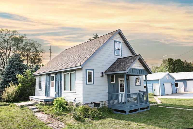 512 Junction St, Winona, MN 55987