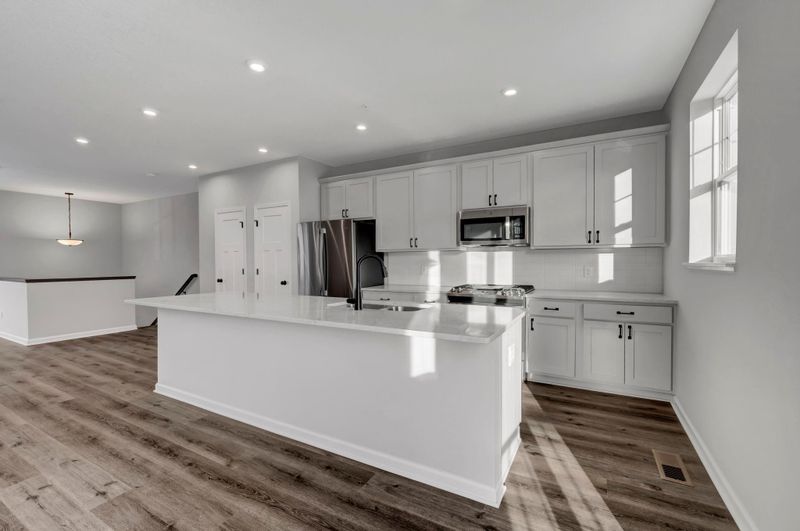 1522 Timberwood Ln, West Saint Paul, MN 55118