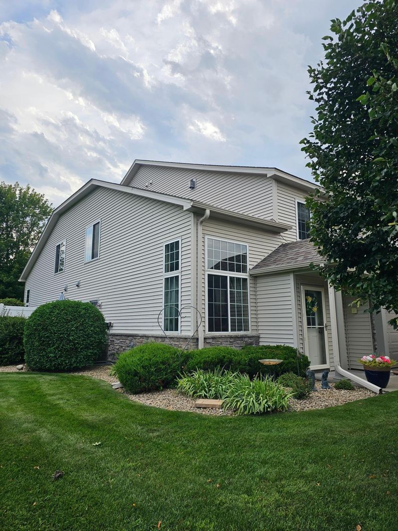 6442 Lakota Trl, Lino Lakes, MN 55014