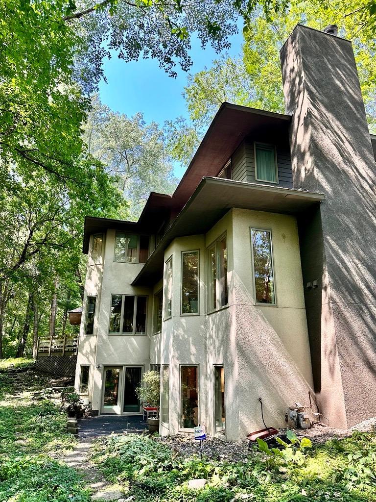 24 Vincent Ave S, Minneapolis, MN 55405