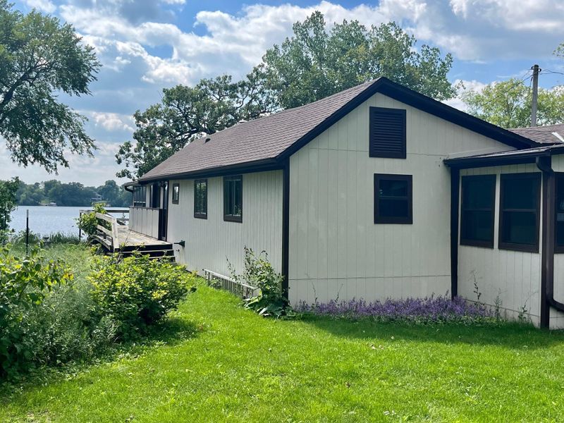 10643 Grover Ave SW, Howard Lake, MN 55349