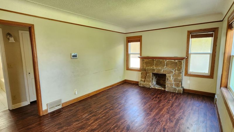 3321 Beard Ave N, Robbinsdale, MN 55422