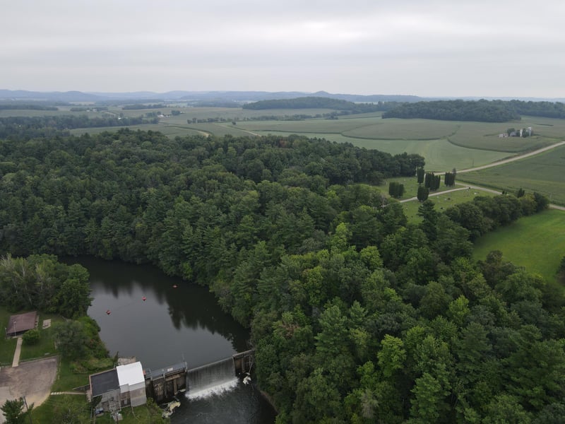 N369 297th St, Eau Galle, WI 54737