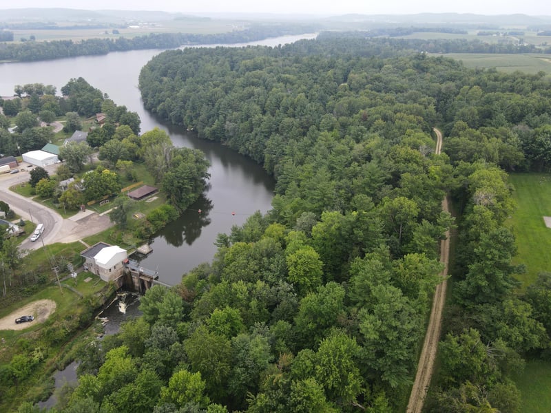 N369 297th St, Eau Galle, WI 54737