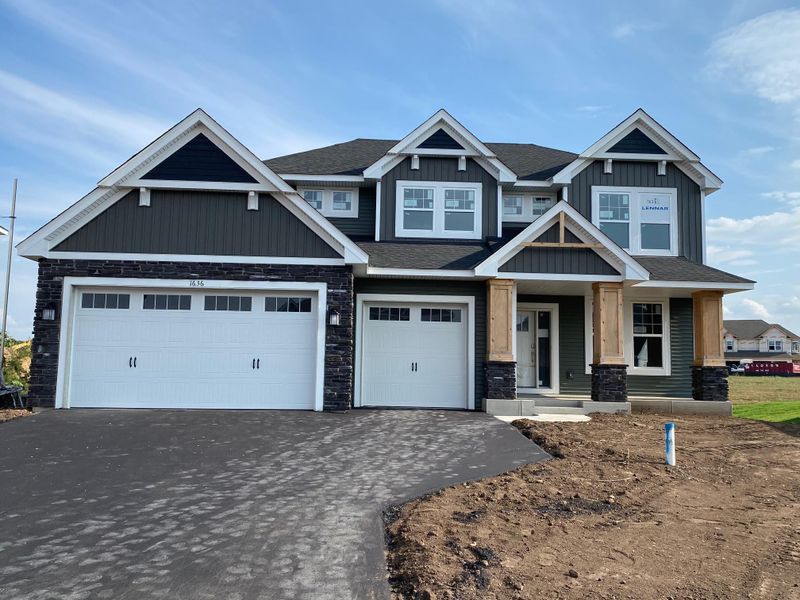 1636 Upper 143rd St, Rosemount, MN 55068