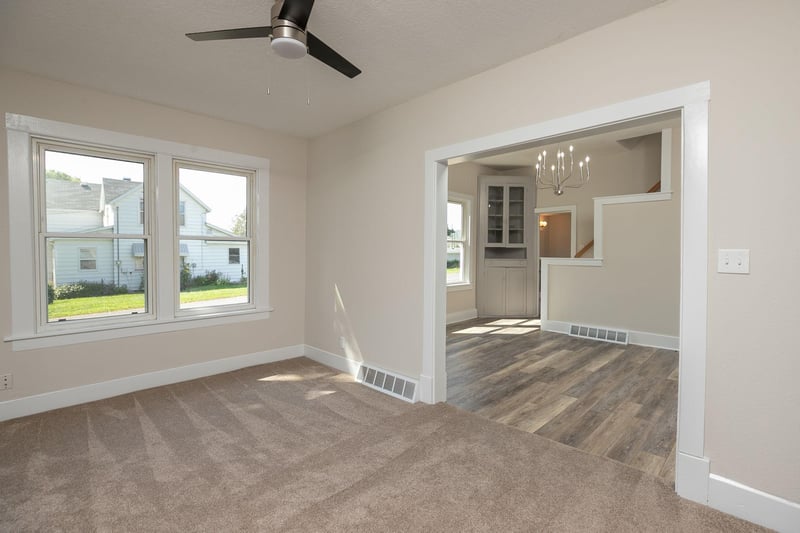 120 W Winona Ave, Kellogg, MN 55945