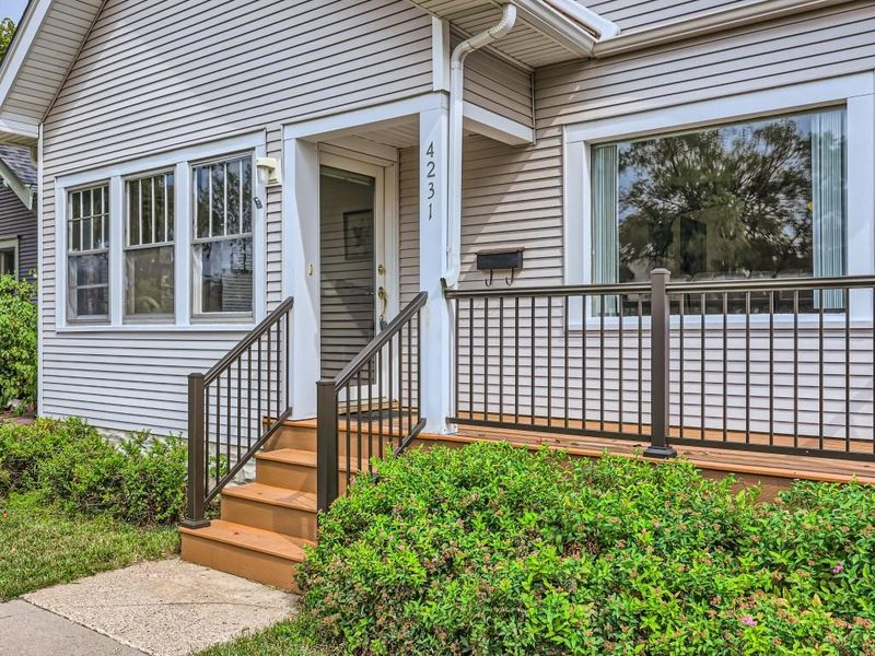 4231 Cedar Ave S, Minneapolis, MN 55407