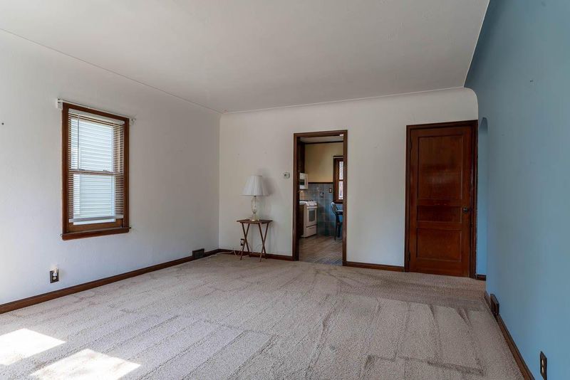 955 Bayard Ave, Saint Paul, MN 55102