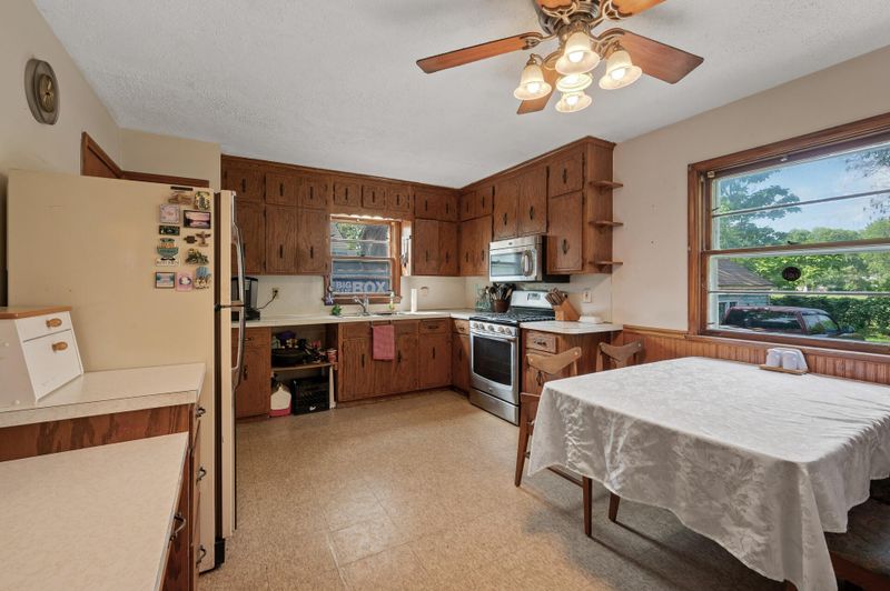 5421 Camden Ave N, Brooklyn Center, MN 55430