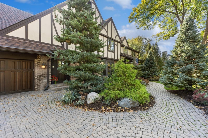 6316 Westwood Ct, Edina, MN 55436