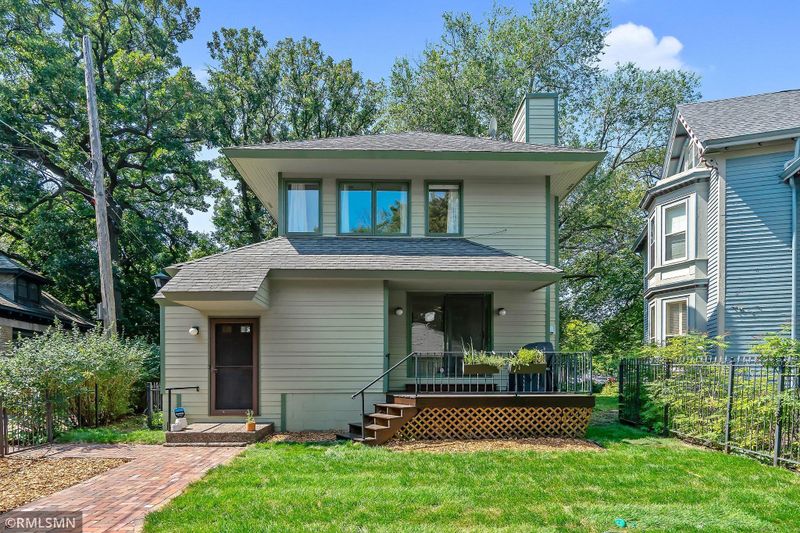 130 Nina St, Saint Paul, MN 55102