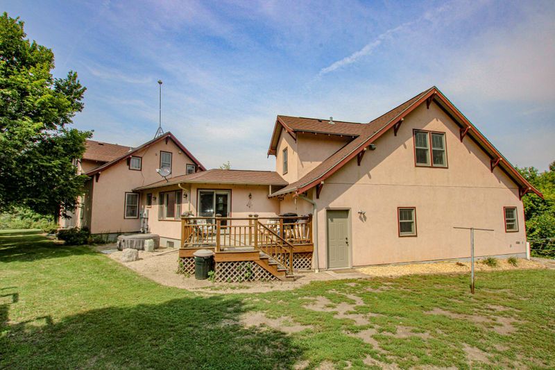 2490 Geneva Rd NE, Alexandria, MN 56308