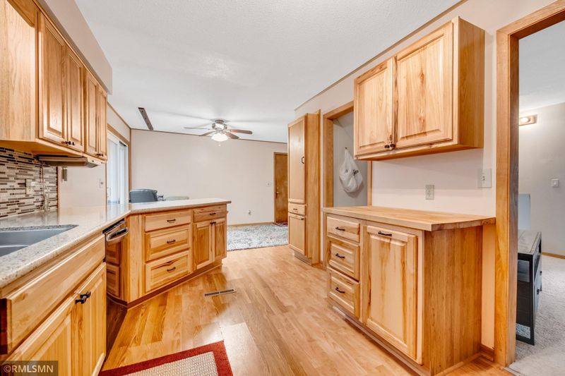 29 Circle Dr, Circle Pines, MN 55014