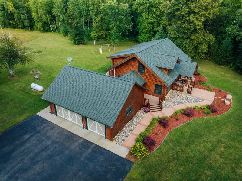 22882 370th St, Bagley, MN 56621