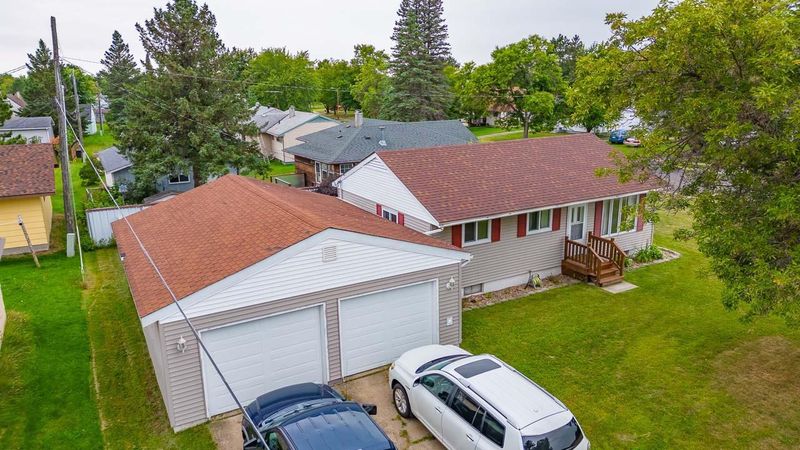 248 Hampshire Dr, Hoyt Lakes, MN 55750