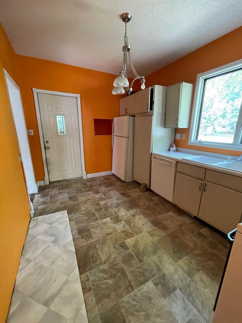 32 Linden Ave N, Maple Lake, MN 55358