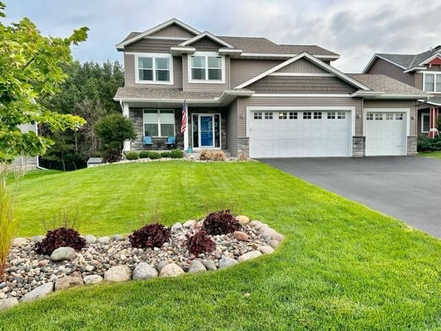 2081 Palm St, Lino Lakes, MN 55038
