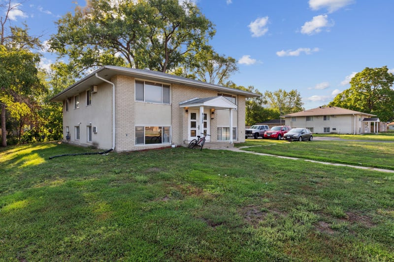 0 12th Ave S, Bloomington, MN 55425