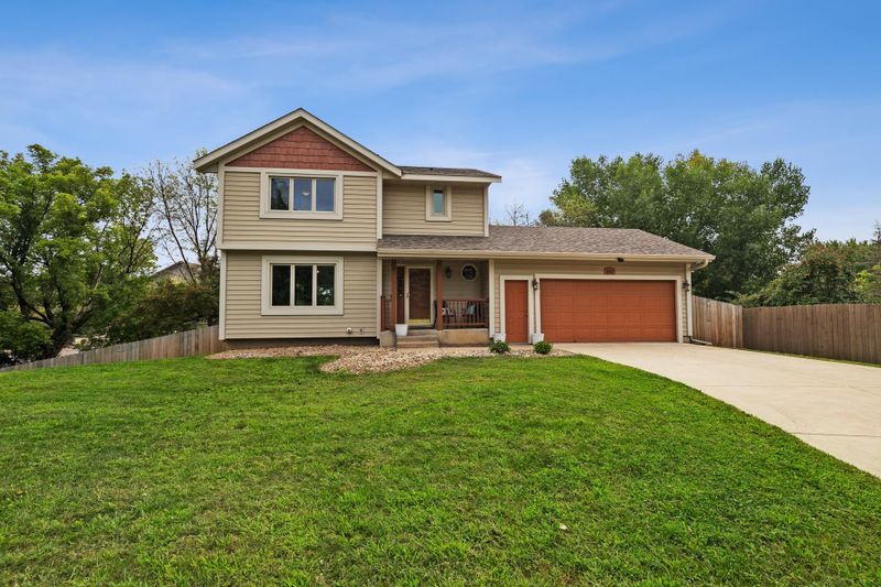 4242 Augusta Ct, Eagan, MN 55123