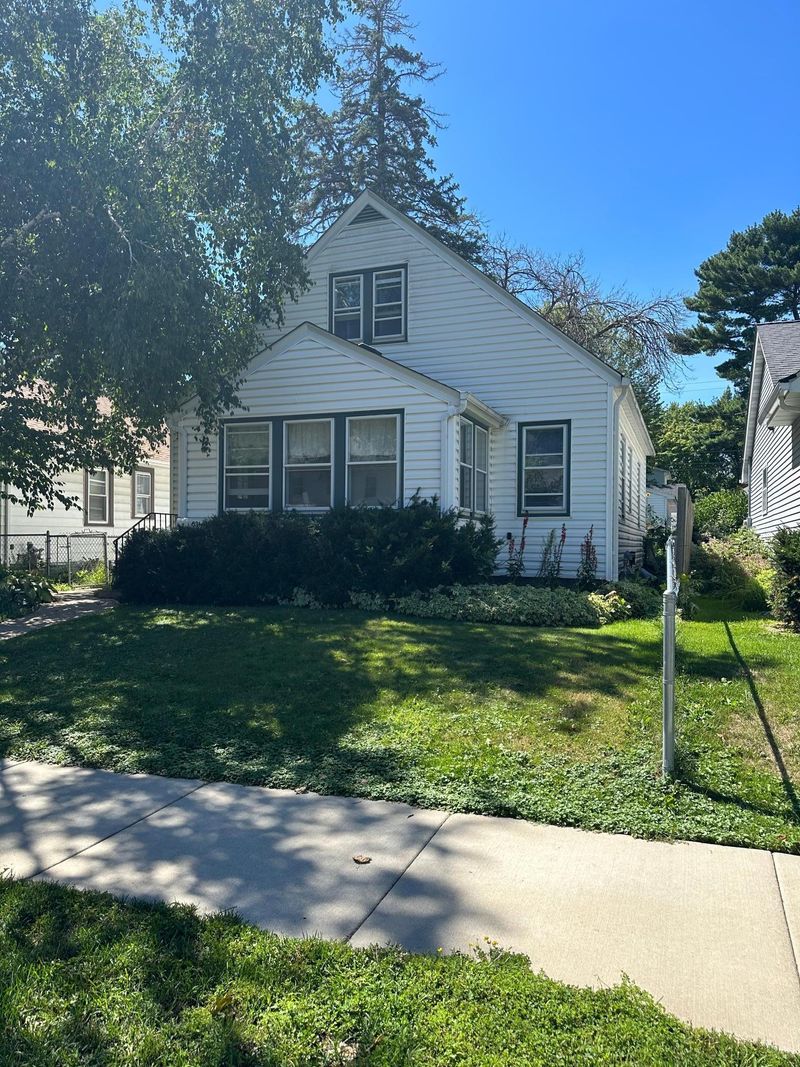 631 15th Ave N, South Saint Paul, MN 55075