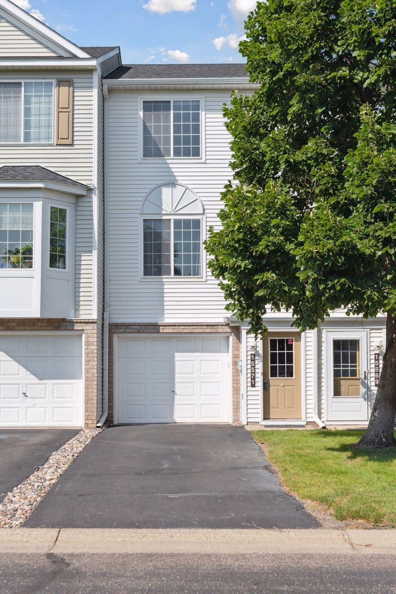 15571 Flight Way #131, Apple Valley, MN 55124