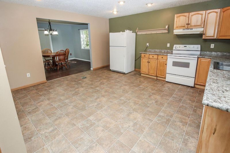 209 Lindbergh Dr NW, Little Falls, MN 56345