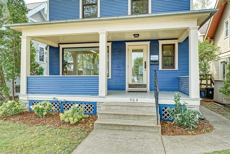 964 Grand Ave, Saint Paul, MN 55105