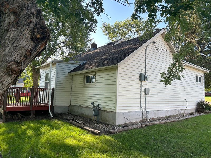220 E Mcarthur St, Tyler, MN 56178