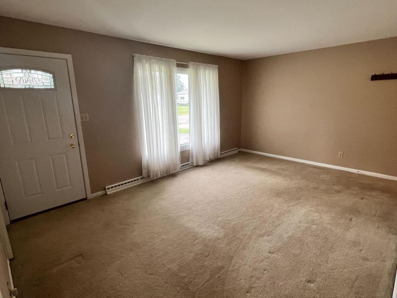212 Arlington Rd, Hoyt Lakes, MN 55750