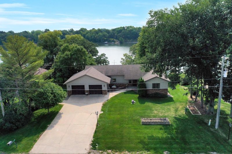 7041 41st Ave Se, Clear Lake, MN 55319