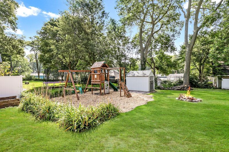 511 5th St NE, Faribault, MN 55021