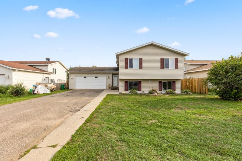 2818 Addison Ave, Brainerd, MN 56401