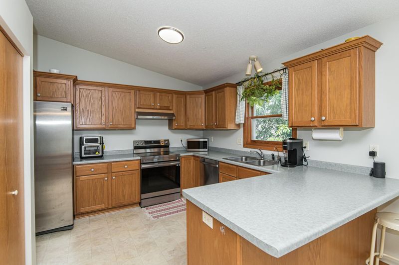 4871 Opal Ln NW, Rochester, MN 55901