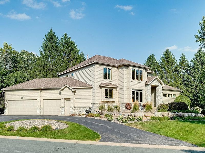 11000 Chapman Point, Eden Prairie, MN 55347