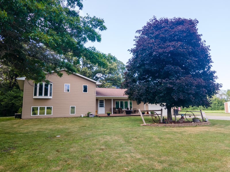 25714 720th St, Hayfield, MN 55940