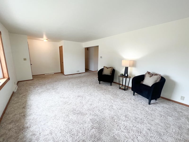 607 5th Ave, Wilmont, MN 56185