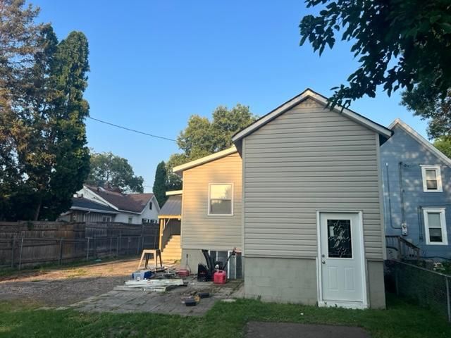 383 Toronto St, Saint Paul, MN 55102