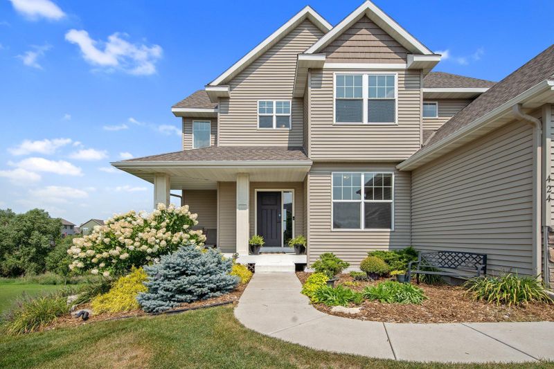 424 Riverview Rd, Delano, MN 55328