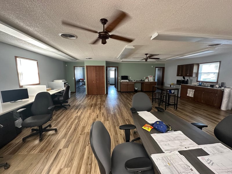 671 W 1st St, Zumbrota, MN 55992