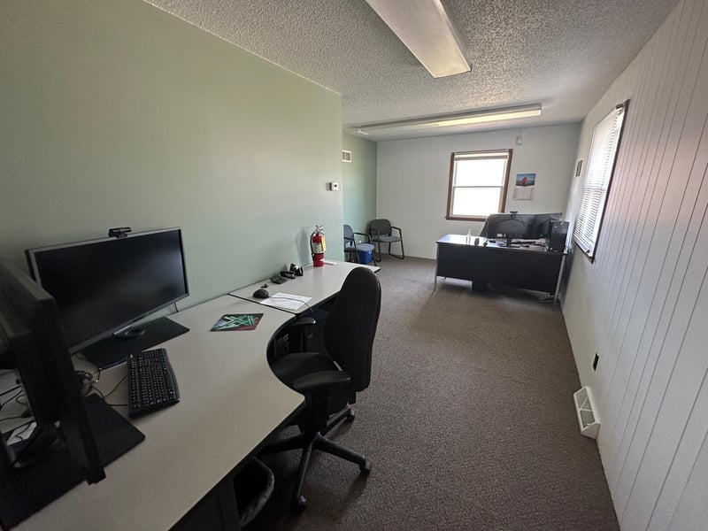671 W 1st St, Zumbrota, MN 55992