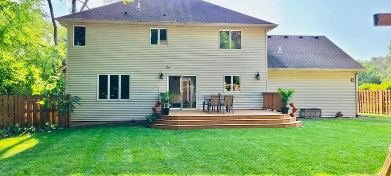 720 Mcknight Rd S, Maplewood, MN 55119