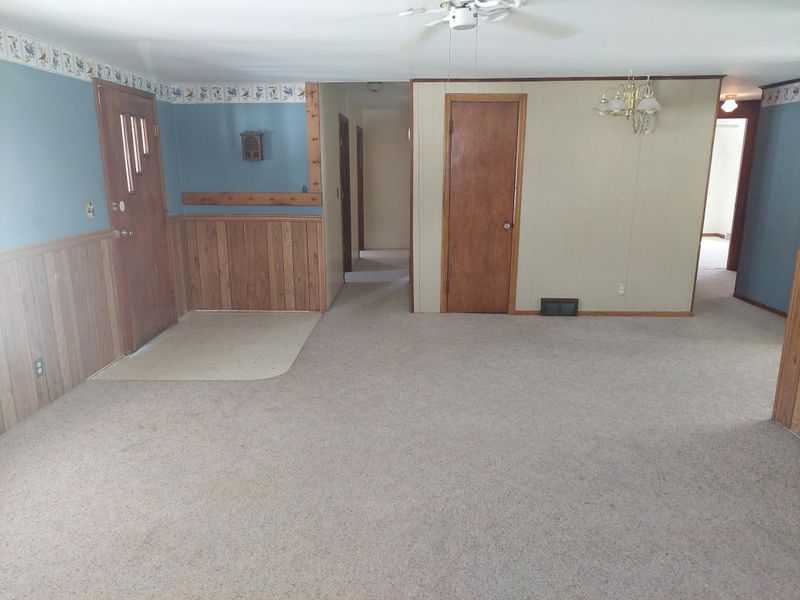 8725 SW 37th Ave, Hope, MN 56046