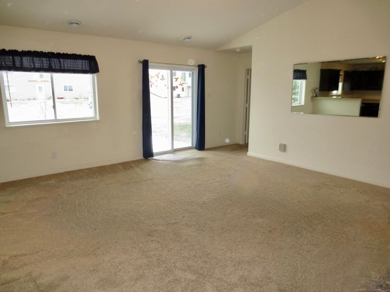 1101 Sunset Ave, Montrose, MN 55363