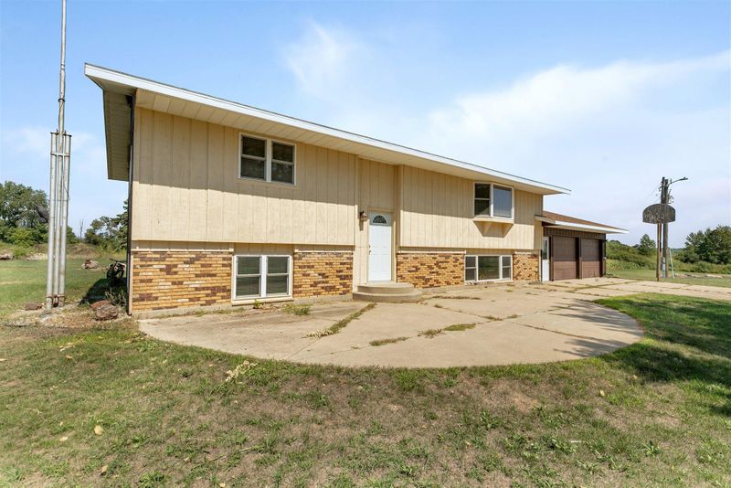 37739 115th Ave, Saint Joseph, MN 56374