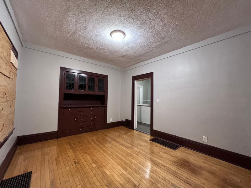 3339 Bryant Ave N, Minneapolis, MN 55412