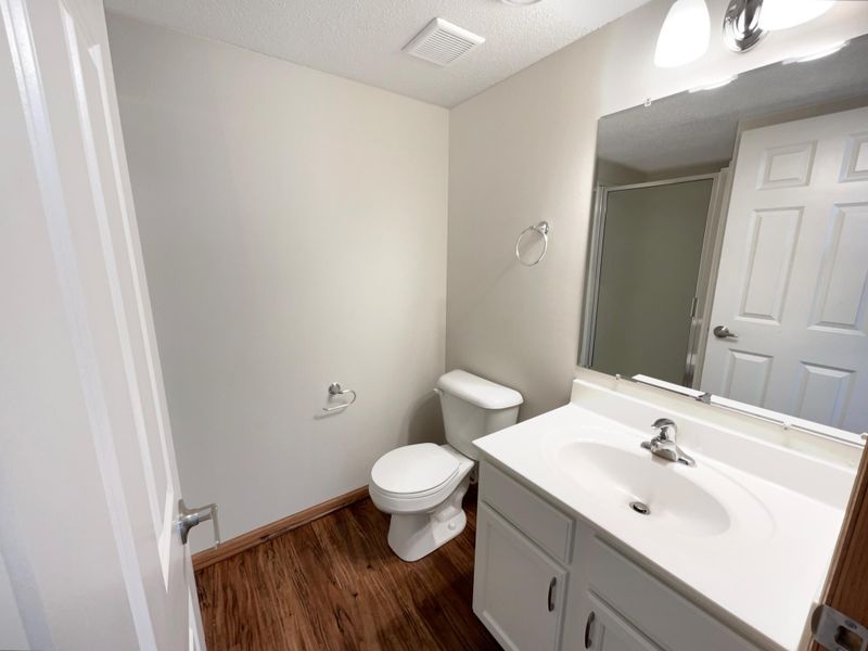 1414 Savanna Dr, Shakopee, MN 55379