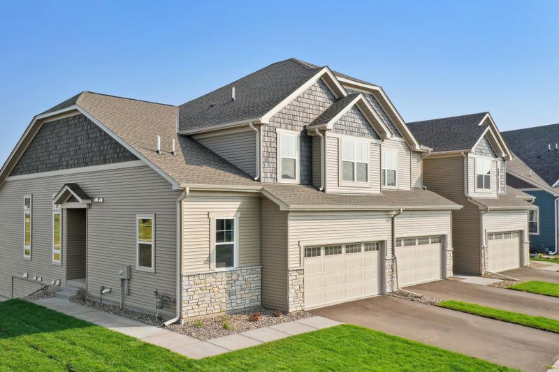 9628 65th St S, Cottage Grove, MN 55016