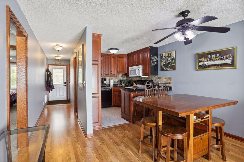 153 1st St NE, Forest Lake, MN 55025